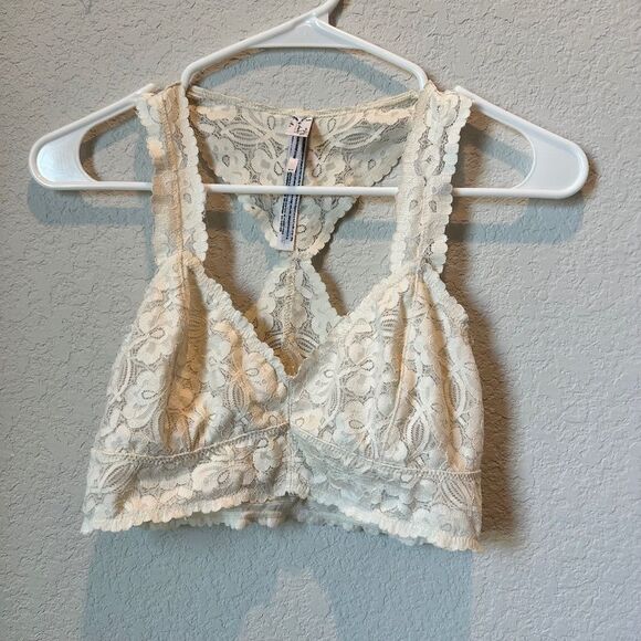 Intimately Free People Cream Lace Racerback Bralette - Size S - EUC - Picture 1 of 5